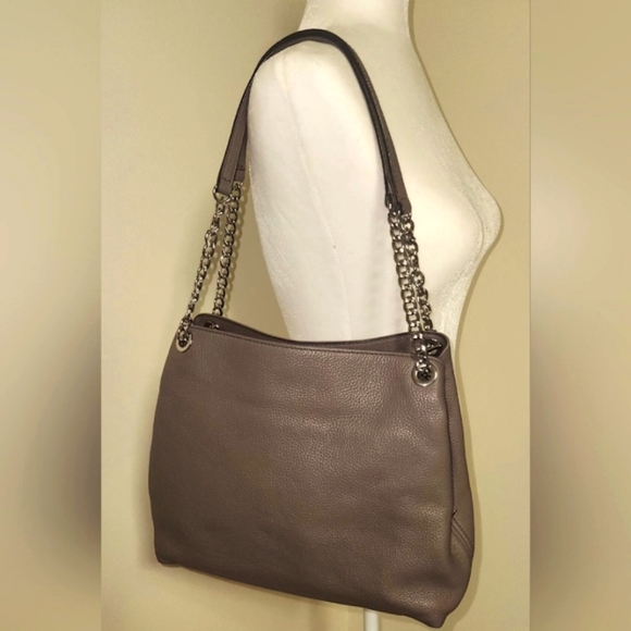 Michael Kors Jet Set Gray Shoulder Bag - Picture 4 of 8